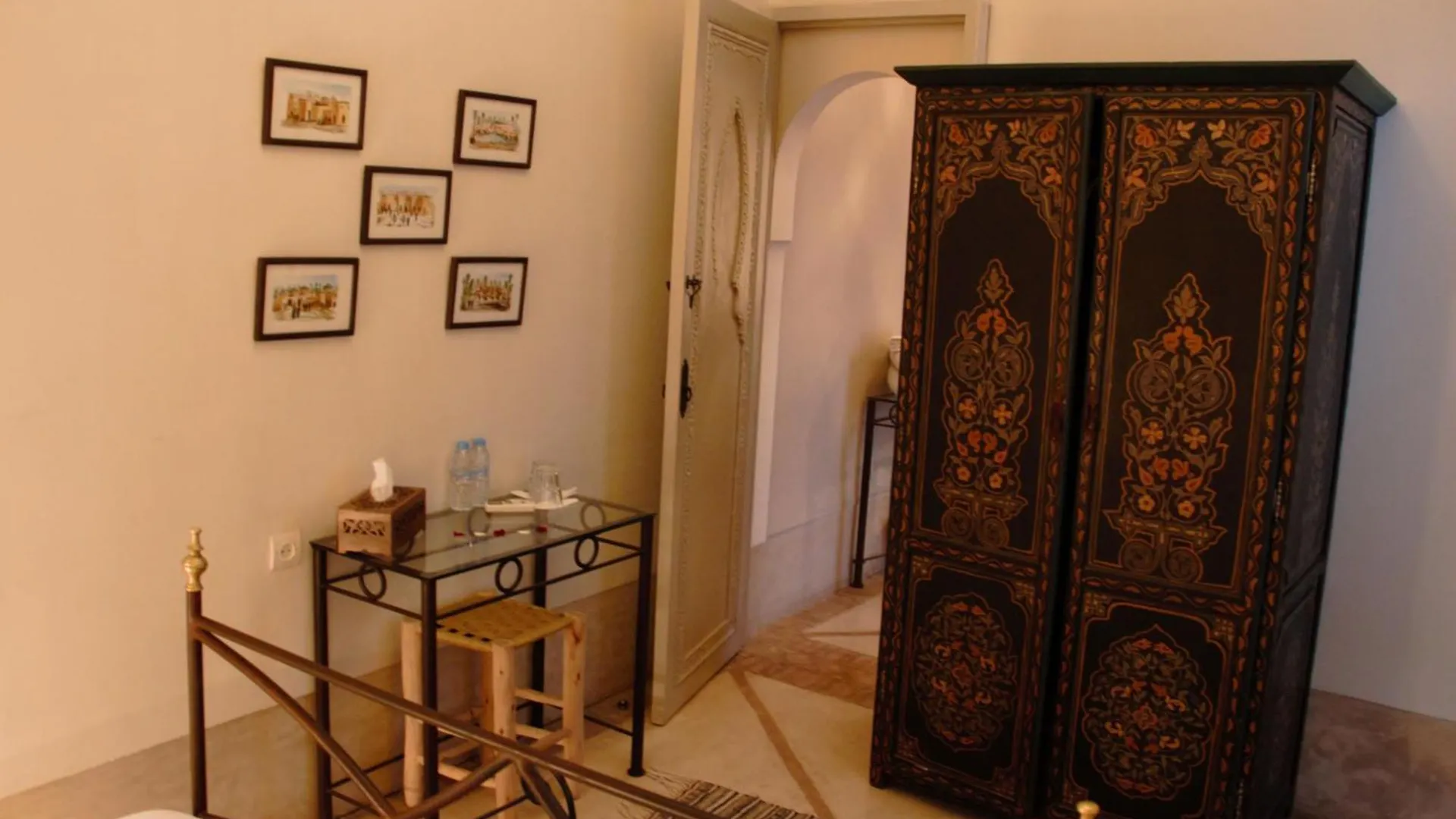 ***  Riad Dar El Gnaouia Marrakesh Morocco